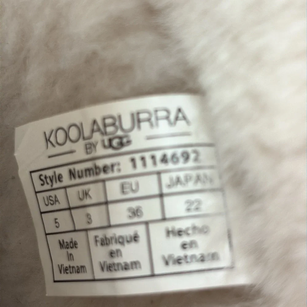 Koolaburra new without